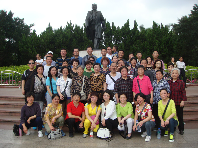 寶業(yè)集團公司退休職工第一批“港、澳”游